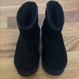 UGG black platform boots sz 3